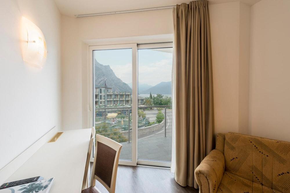 Hotel Sogno Del Benaco 리몬네술가르다 외부 사진