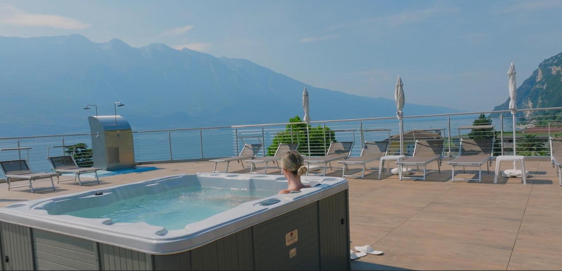 Hotel Sogno Del Benaco 리몬네술가르다 외부 사진