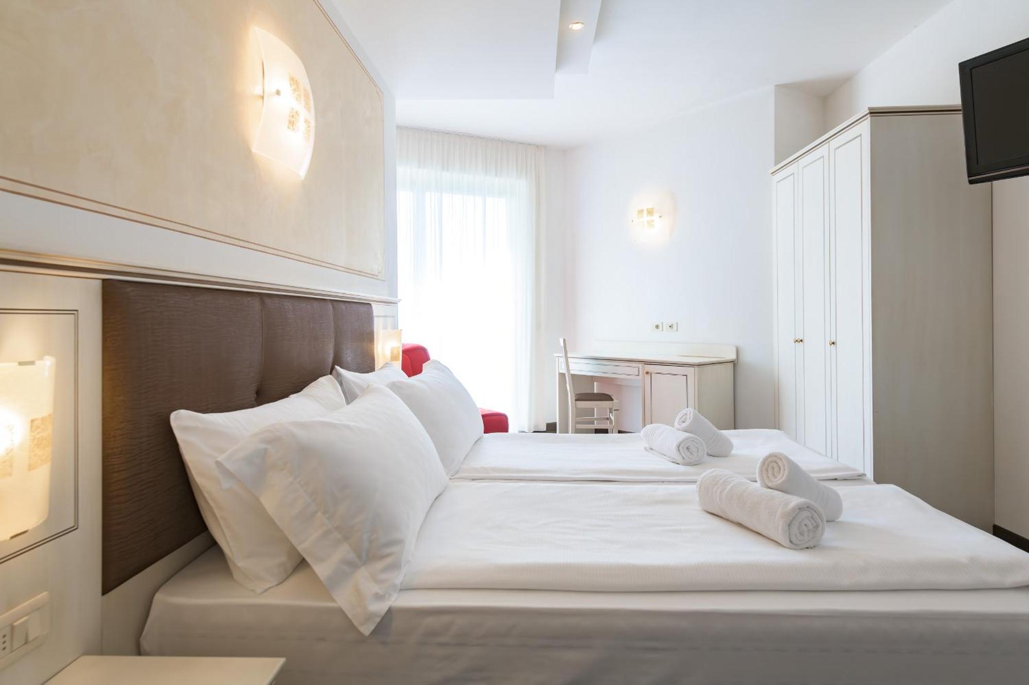 Hotel Sogno Del Benaco 리몬네술가르다 외부 사진