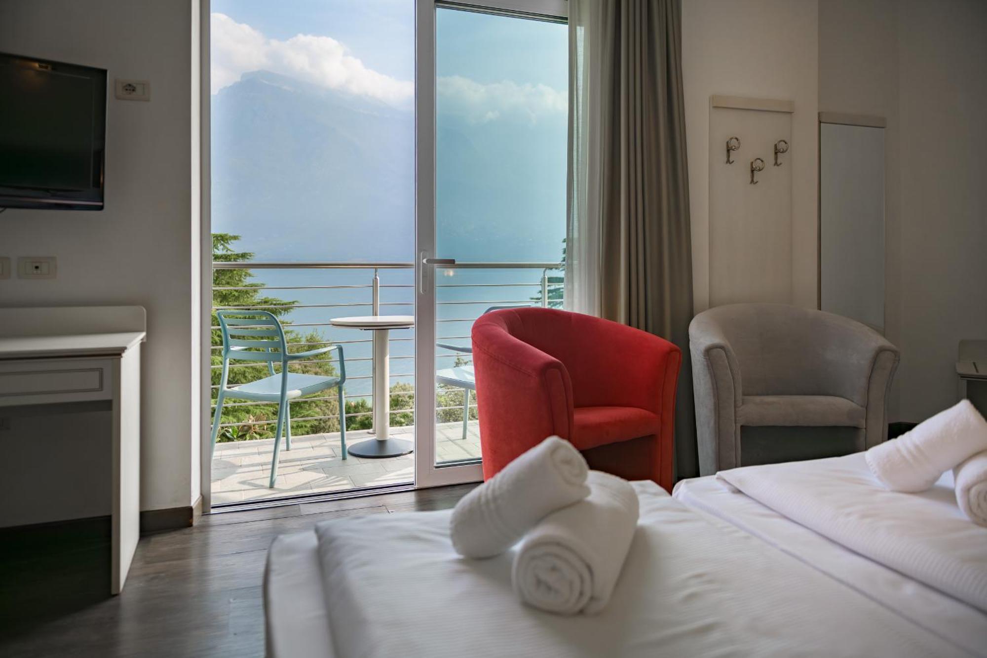 Hotel Sogno Del Benaco 리몬네술가르다 외부 사진