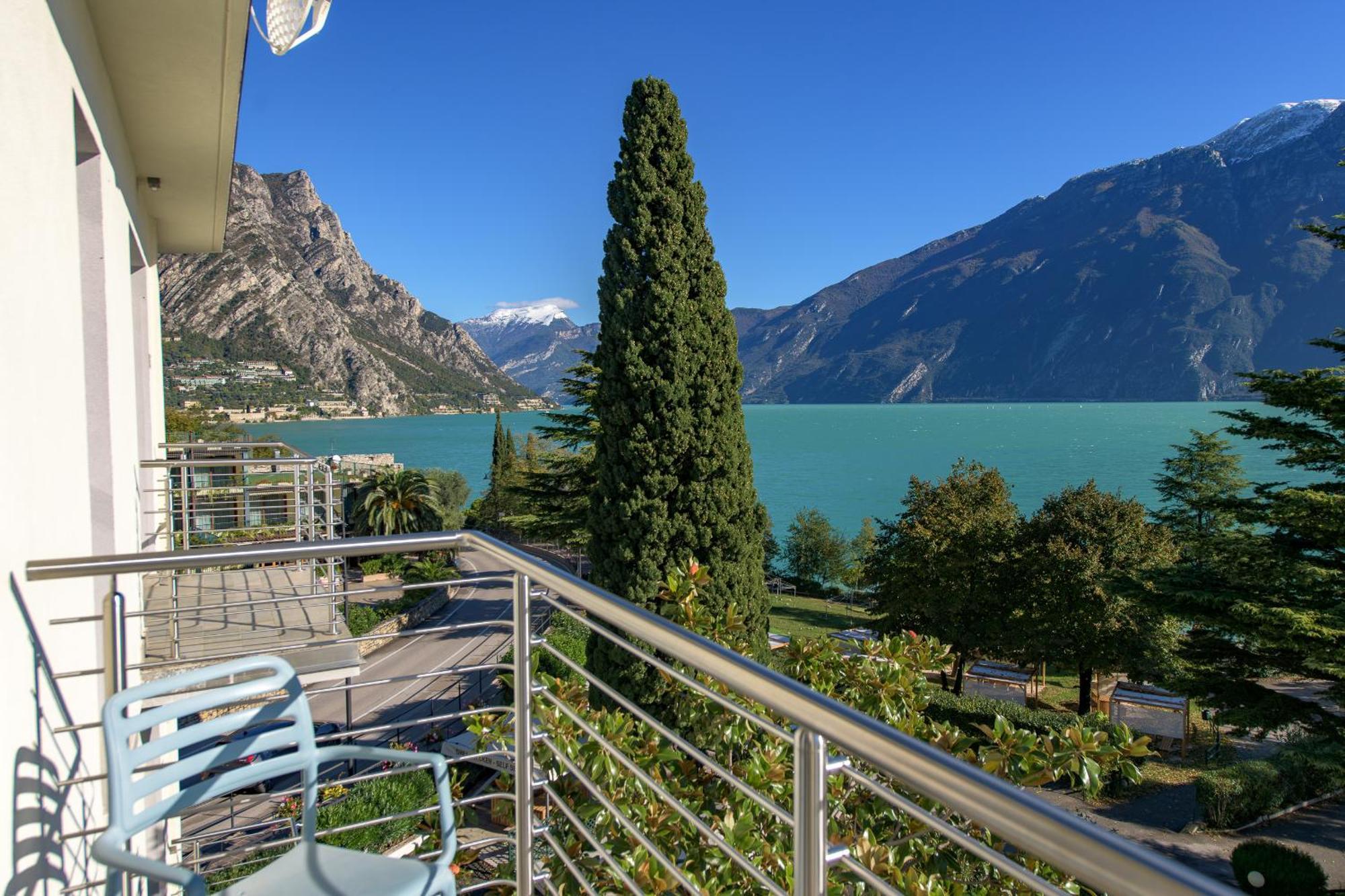 Hotel Sogno Del Benaco 리몬네술가르다 외부 사진