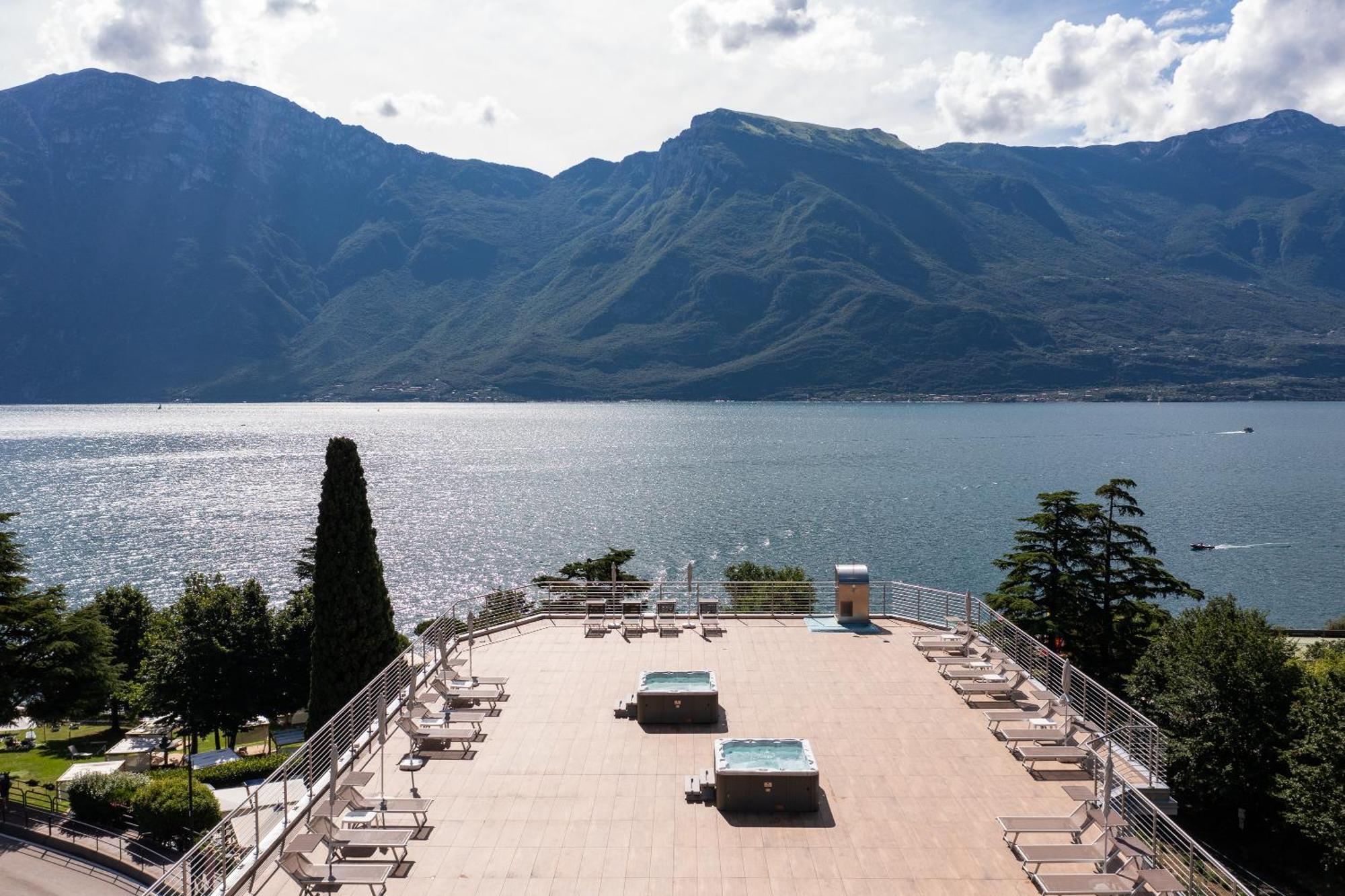 Hotel Sogno Del Benaco 리몬네술가르다 외부 사진